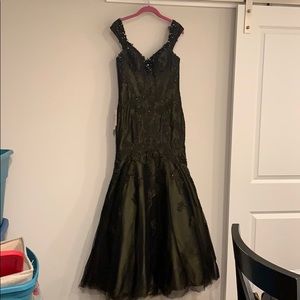 Boutique Montage Dress